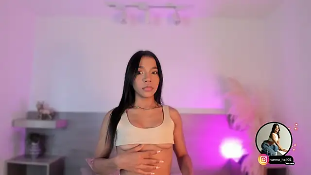 Ivana Hall online show from 10/01/25, 07:42