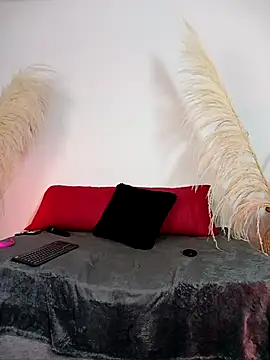 Snapshot of Zafira_ chatting on 11/29/25, 04:32 Zafira online show from 11/29/25, 04:32