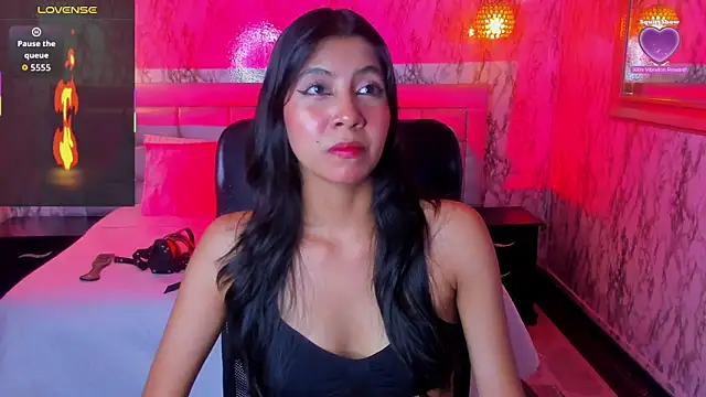 Snapshot of Lana_Sl4ve chatting on 10/22/25, 02:45 Lana Sl4ve online show from 10/22/25, 02:45