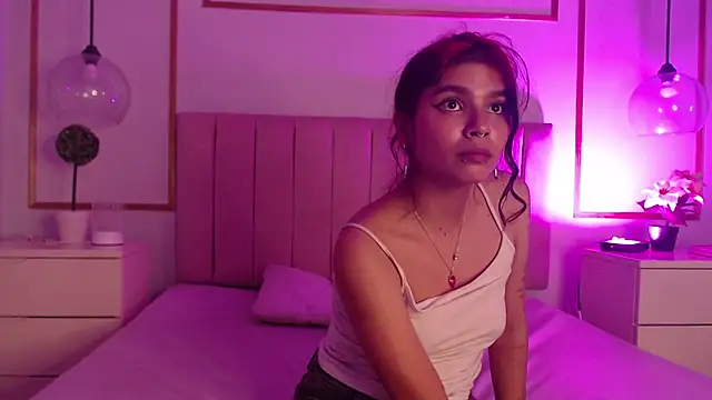 Raven Rox online show from 09/24/25, 08:12