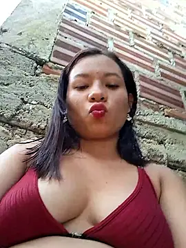 Snapshot of hot-mom22 chatting on 10/06/25, 10:56 hot-mom22 online show from 10/06/25, 10:56