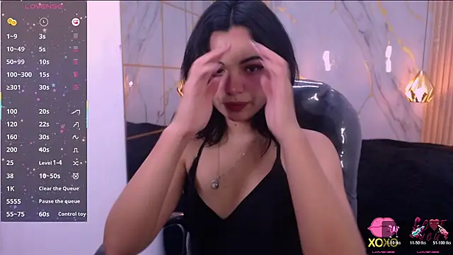 Snapshot of kat_96_ chatting on 11/07/25, 08:31 kat 96 online show from 11/07/25, 08:31