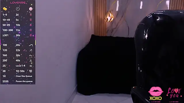 Snapshot of kat_96_ chatting on 11/10/25, 07:57 kat 96 online show from 11/10/25, 07:57