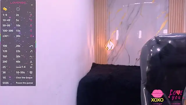 Snapshot of kat_96_ chatting on 11/11/25, 07:14 kat 96 online show from 11/11/25, 07:14