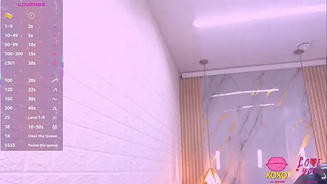 Snapshot of kat_96_ chatting on 11/30/25, 07:29 kat 96 online show from 11/30/25, 07:29