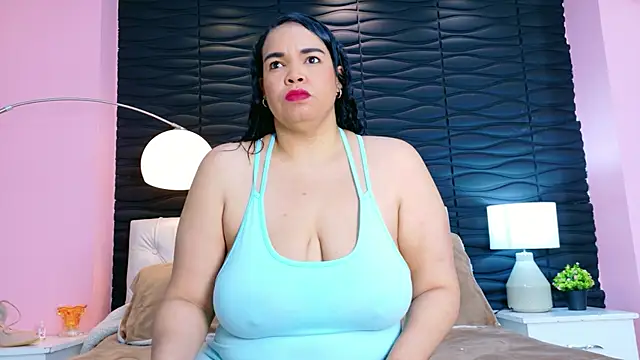 Snapshot of Valery_Nasty__ chatting on 10/04/25, 06:06 Valery Nasty online show from 10/04/25, 06:06