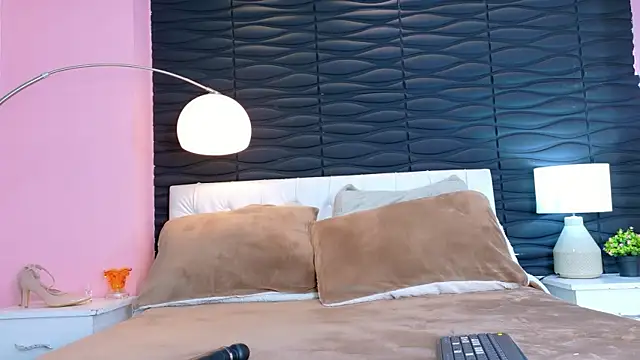 Snapshot of Valery_Nasty__ chatting on 10/07/25, 06:49 Valery Nasty online show from 10/07/25, 06:49