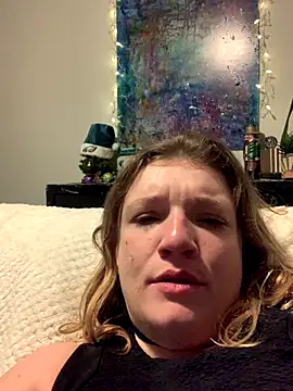 Snapshot of Seturselfonfire chatting on 11/27/25, 06:04 Seturselfonfire online show from 11/27/25, 06:04