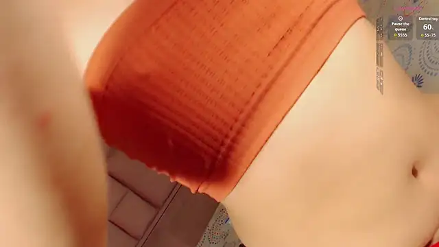 Snapshot of roxanawillts chatting on 11/19/25, 12:21 roxanawillts online show from 11/19/25, 12:21