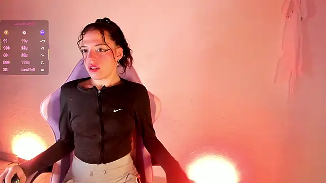 zakura Haruno online show from 11/17/25, 11:49