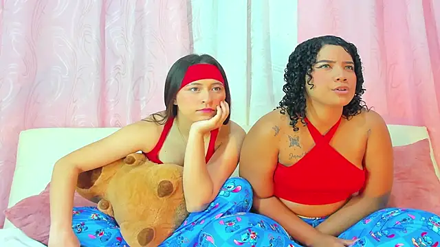 Venus Girls  online show from 09/23/25, 03:53