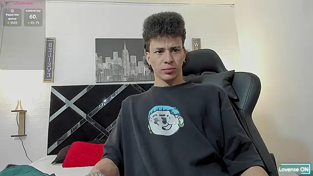 Snapshot of iammariano chatting on 10/07/25, 03:25 iammariano online show from 10/07/25, 03:25