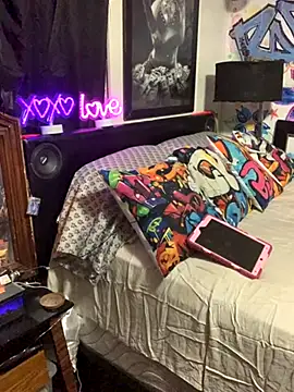 Snapshot of blondebarbiebae chatting on 10/26/25, 11:20 blondebarbiebae online show from 10/26/25, 11:20