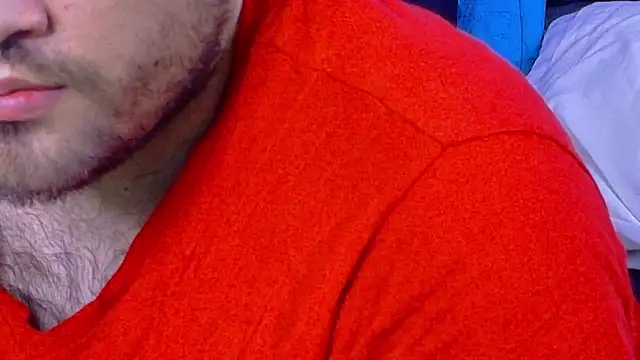 Snapshot of big_bearr chatting on 10/06/25, 02:53 big bearr online show from 10/06/25, 02:53