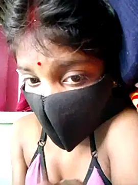 Cuty kinjal online show from 10/13/25, 09:15