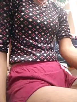 Cuty kinjal online show from 04/24/26, 10:45