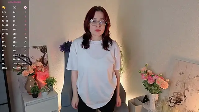 NyamNyamNyammm online show from 09/25/25, 02:21