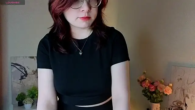 NyamNyamNyammm online show from 10/06/25, 02:03