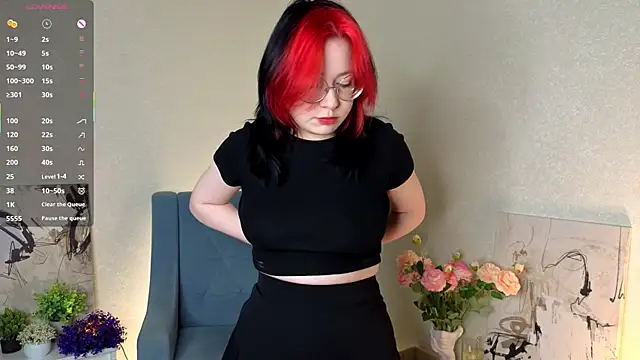 NyamNyamNyammm online show from 10/22/25, 02:28