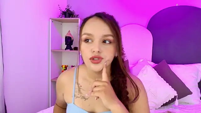 CamilaGomez149 online show from 05/06/26, 08:58