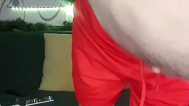 Snapshot of masc4mask_uk chatting on 11/10/25, 06:45 masc4mask uk online show from 11/10/25, 06:45