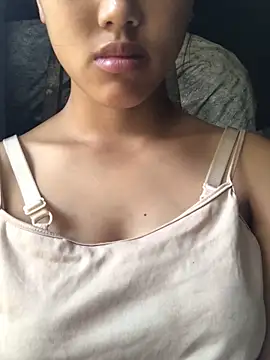 Snapshot of Mai_lovely chatting on 10/06/25, 04:54 Mai lovely online show from 10/06/25, 04:54