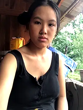 Snapshot of Mai_lovely chatting on 10/11/25, 02:33 Mai lovely online show from 10/11/25, 02:33