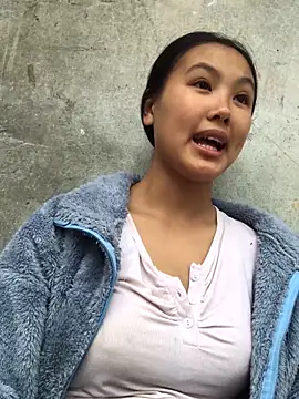 Snapshot of Mai_lovely chatting on 10/25/25, 02:41 Mai lovely online show from 10/25/25, 02:41