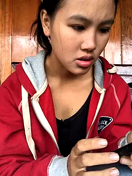 Snapshot of Mai_lovely chatting on 10/29/25, 04:04 Mai lovely online show from 10/29/25, 04:04