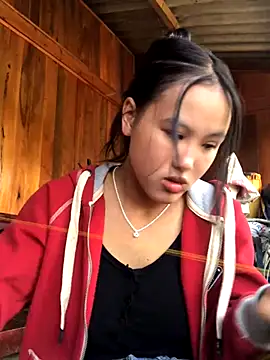 Snapshot of Mai_lovely chatting on 10/30/25, 02:24 Mai lovely online show from 10/30/25, 02:24