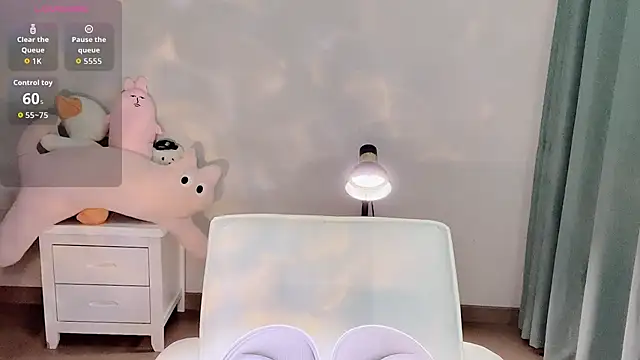 Luna--1 online show from 06/22/26, 10:01