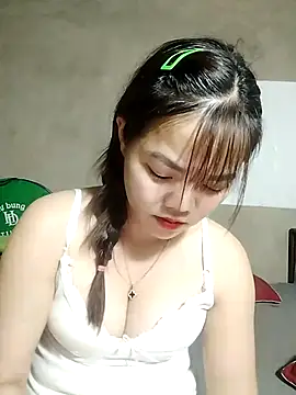 Meomeo-meo online show from 10/20/25, 12:44