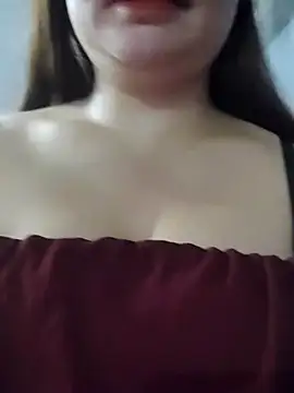 sexycute00 online show from 09/23/25, 11:57