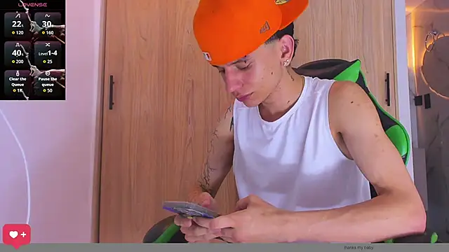 Skinny batman online show from 09/25/25, 08:07