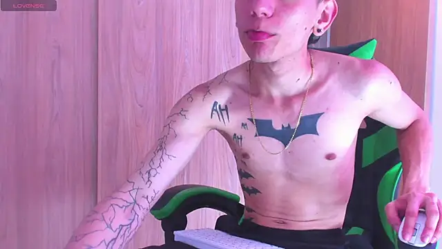 Skinny batman online show from 10/21/25, 03:13