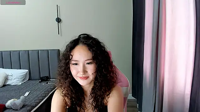 amilachu online show from 09/23/25, 11:24