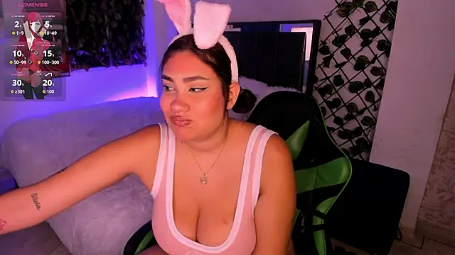 JessiicaaLane online show from 10/28/25, 05:00