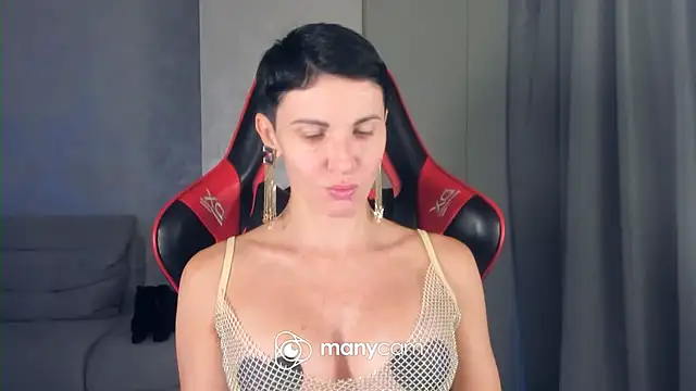 Angel iam online show from 07/16/26, 05:41