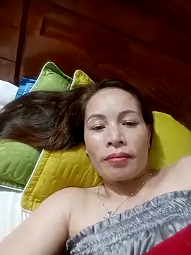 suka-bae online show from 10/18/25, 02:51