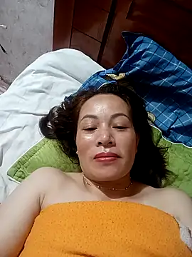 suka-bae online show from 10/21/25, 01:28