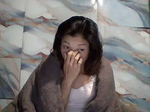 Snapshot of Jane_volv chatting on 11/23/25, 11:04 Jane volv online show from 11/23/25, 11:04