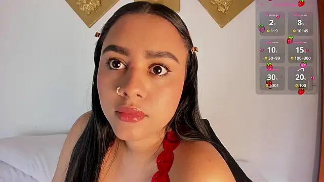 CharlottePetitte online show from 11/11/25, 08:09