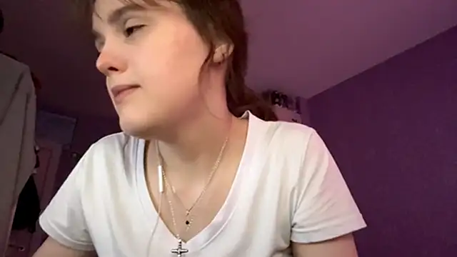 Snapshot of ShannanJou chatting on 10/14/25, 08:15 ShannanJou online show from 10/14/25, 08:15