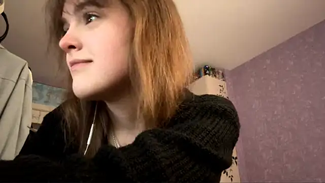 Snapshot of ShannanJou chatting on 10/23/25, 10:36 ShannanJou online show from 10/23/25, 10:36