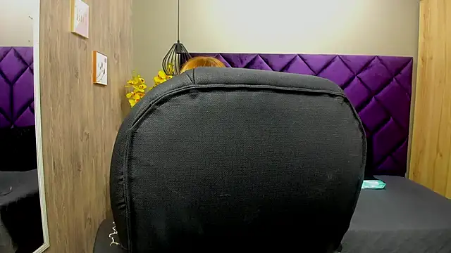 Snapshot of ChloeCampbell03 chatting on 09/28/25, 12:54 ChloeCampbell03 online show from 09/28/25, 12:54