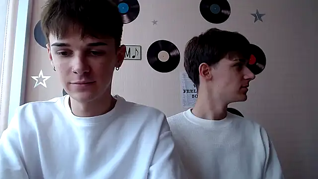 Hoot Dude  online show from 09/30/25, 10:53