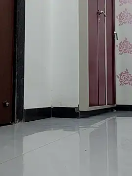 itz neha online show from 10/04/25, 08:40