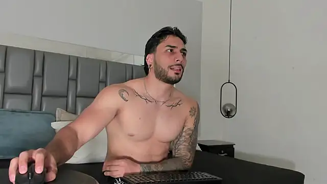 Miike Stone1 online show from 10/20/25, 09:15