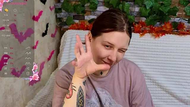 Belinda Starlight online show from 10/27/25, 01:37