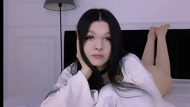NoraAddams online show from 10/28/25, 02:48